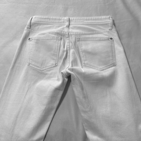 Anthropologie Pilcro Mid Rise Distressed Fit Boyfriend Jeans White Size 25 x 29” - Picture 2 of 14